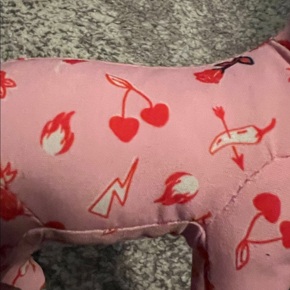 Victoria’s Secret PINK Valentine’s Day mini dog, pink with heart glasses NWOT! - Picture 4 of 5